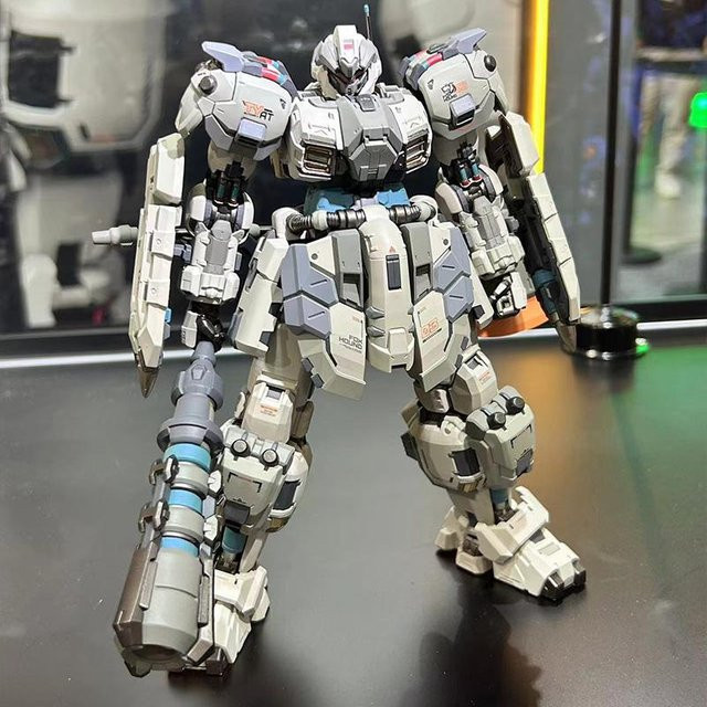 Moshow Tyrann Foxhound-Trupp Metzger-Typ II Legierung Actionfigur - Bild 1