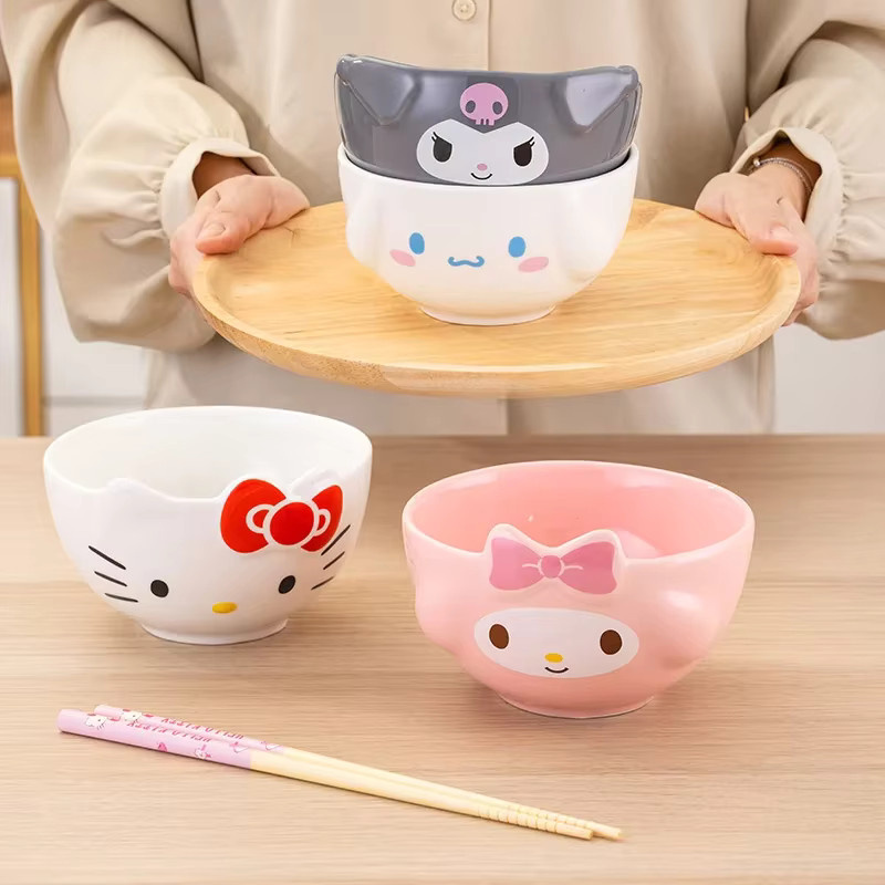 Sanrio Keramik Schüssel mit 3D Relief Design Hello Kitty und Kuromi für Reis oder Salat - Bild 1