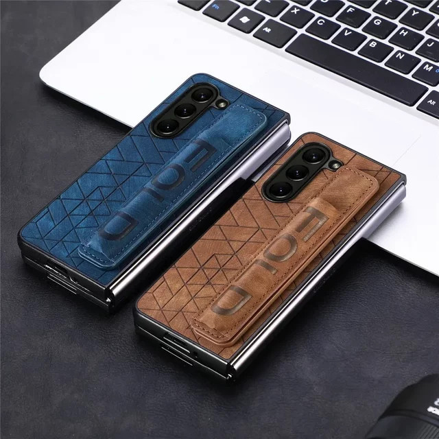 Samsung Galaxy Z Fold 7 6 5 4 3 Schutzhülle aus PU-Leder in Schwarz mit Handgelenkschlaufen, S-Pen Halter und Fingergriff - Bild 1