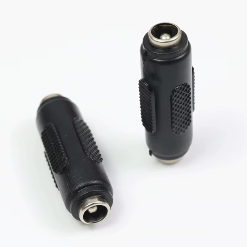 JCD DC Power Adapter Set DC 5,5 x 2,1 mm Stecker auf Stecker und Buchse auf Buchse für CCTV Kamera Panel Montage, Schwarz - Bild 3