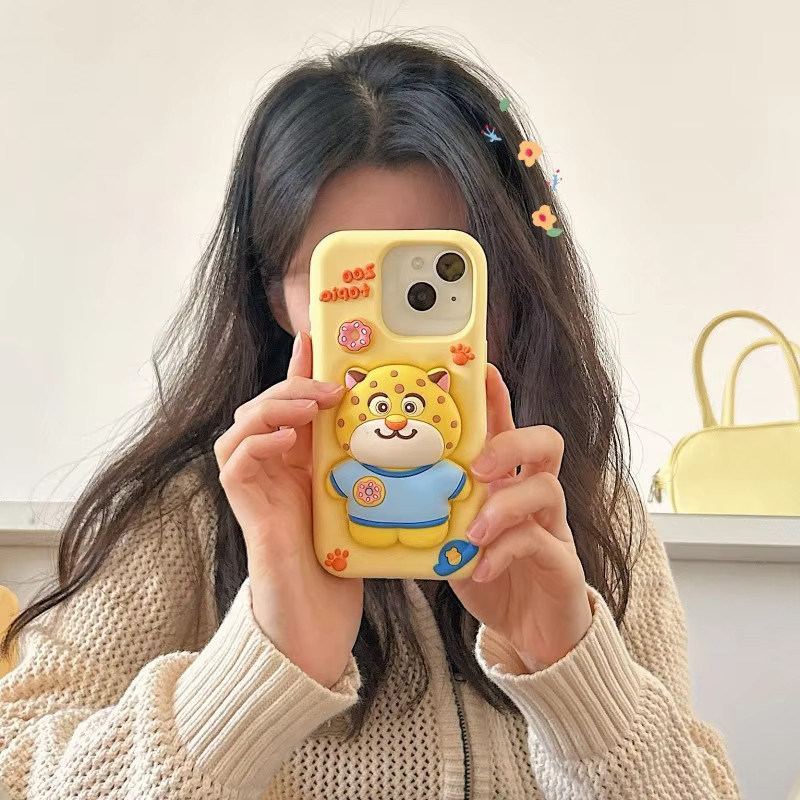 EHUIDE Silikon Handyhülle mit Tierhalter-Design für iPhone 12 bis iPhone 17 Pro Max, Stoßfeste Cartoon-Schutzhülle mit Standfunktion in Gelb - Bild 3
