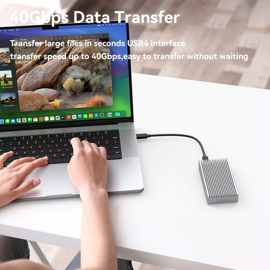 colorii.cc M.2 NVMe USB 4.0 SSD-Gehäuse mit Thunderbolt und USB-C, 40 Gbit/s, Farbe: Silber - Bild 3
