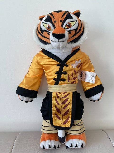 Universal Resorts Kung Fu Panda Tigress Plüschtier, 35cm, Gelb - Bild 1