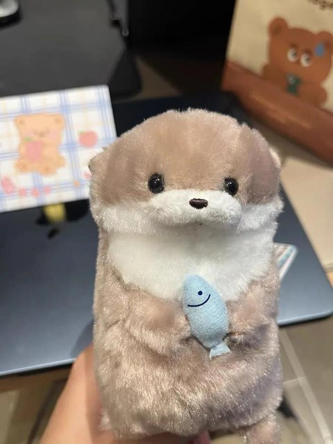 Wucifang Bags Anhänger, Otter umarmt Fisch, Herz Charm, Mädchen - Bild 1