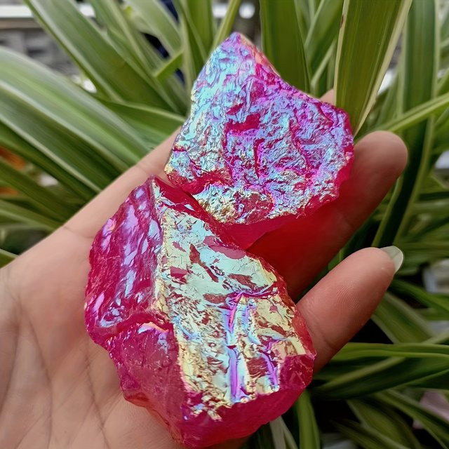 Aura-Klarquarz von CrystalHola, roter Rohstein als hochwertiger Mineralkristall, 100 g - Bild 1