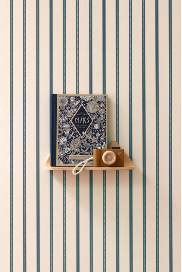 Studio Ditte Tapete Ribbon Lintjes in Denim on Cream mit abstraktem Streifenmuster aus Vlies - Bild 1