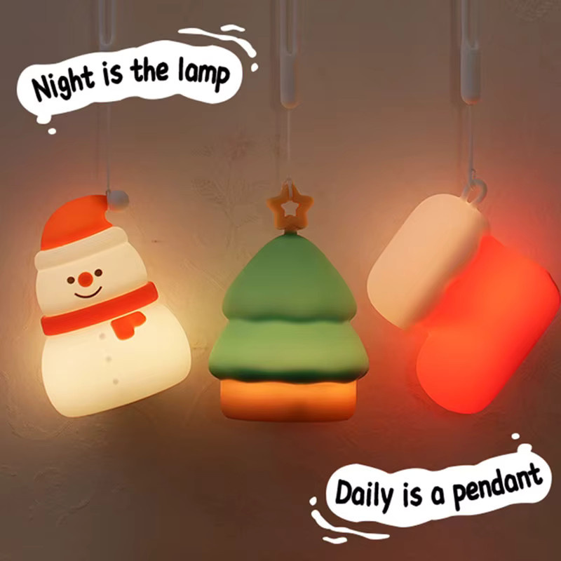 LINYILIGHT Weihnachten Nachtlicht aus Silikon mit 7 Farbwechseln, Schneemann und Socken Design, RGB LED Tischlampe für Kinderzimmer - Bild 2