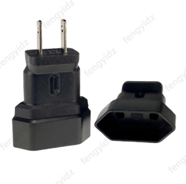 Fengyidz Reiseadapter US 2-Flachstifte Typ A mit USB-A Anschluss, Schwarz, CEE7/16 auf NEMA 1-15P 250V 10A - Bild 1