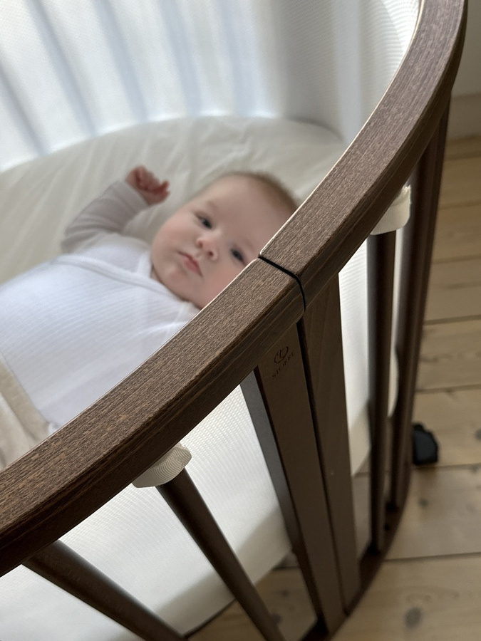 Stokke Sleepi Mini Babybett aus Buchenholz in Braun - Bild 6