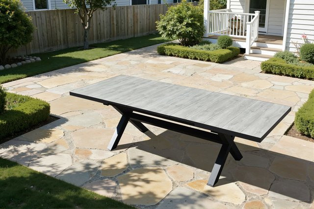 OUTLEXX Louvra Ausziehtisch aus Keramik und Aluminium in Anthrazit mit Holzoptik, B/T: 100 x 200/260 cm - Bild 1