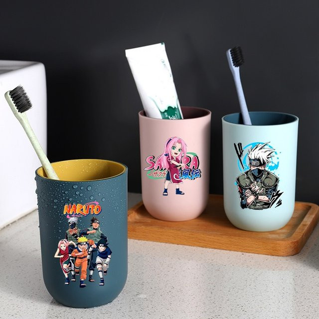 Bandai Naruto Zahnbürstenbecher mit Sasuke und Sakura Cartoon Anime Muster, Mehrfarbig - Bild 1