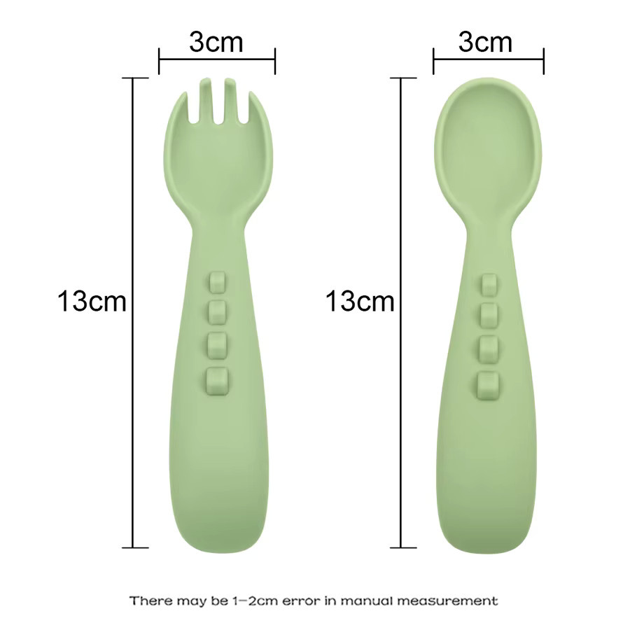 2er Set Silikon Baby Besteck Set mit Löffel und Gabel in Blau und Mehrfarbig für Neugeborene zum Erlernen des Essens mit ergonomischem Design - Bild 2