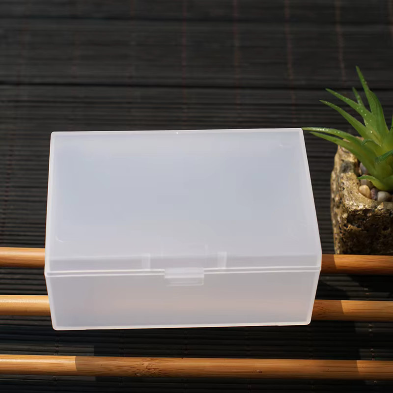 Transparente Mini-Kunststoffbox zur Aufbewahrung und Verpackung als staubdichte Schmucketui-Box - Bild 4