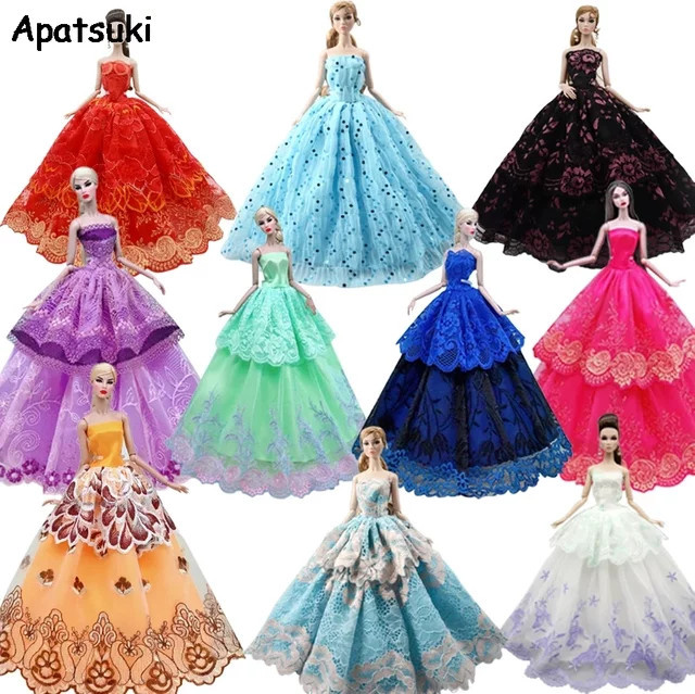 Barbie Prinzessin Spitzenhochzeitskleid, Outfits, Zubehör - Bild 1