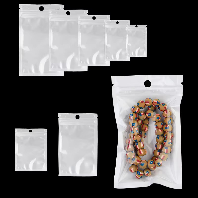 Transparente Kunststoff-Druckverschlussbeutel von Filluck in Weiß zur Aufbewahrung von Schmuck und Kleinteilen - Bild 2