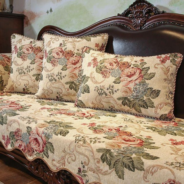 BC-Warm Home Bestickter Sofaüberwurf aus Chenille und Baumwolle mit unregelmäßigem Rand in Rot und Grün, B/L: 90 x 240 cm - Bild 1