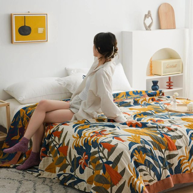 Nordische Überwurfdecke aus Baumwollgaze im Boho-Stil mit floralem Muster, Mehrfarbig, B/H: 150 x 200 cm - Bild 1