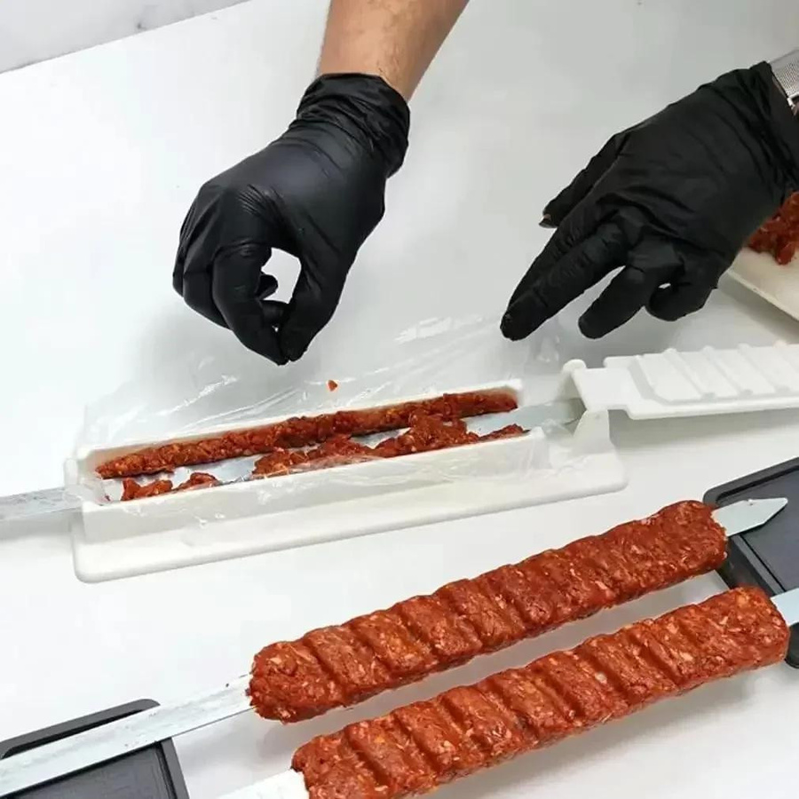 Einreihiger Kebab-Maker aus Kunststoff zur Herstellung von Grill-Fleischspießen für Camping und BBQ - Bild 2