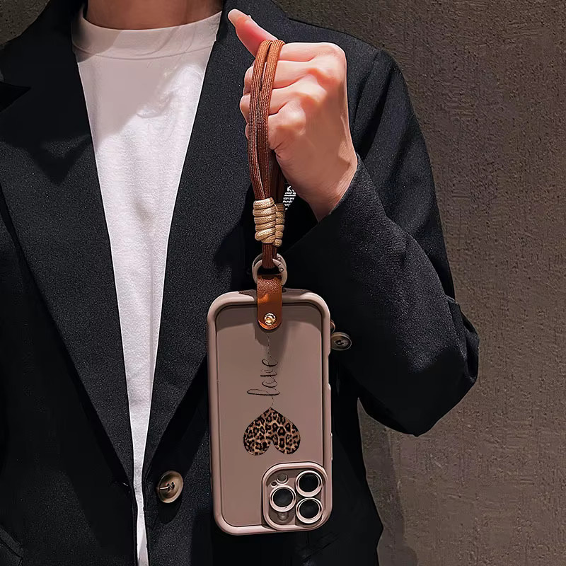 Handyhülle mit weichem Lanyard im Leopardenmuster und Liebesherz für iPhone 11 bis iPhone 17 Pro Max, Farbe: Braun - Bild 2