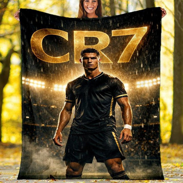 LOLO IU CR7 Goldenes Logo Fußballstar Flanelldecke in Braun, gemütliche warme Überwurfdecke, B/H: 80 x 120 cm - Bild 1
