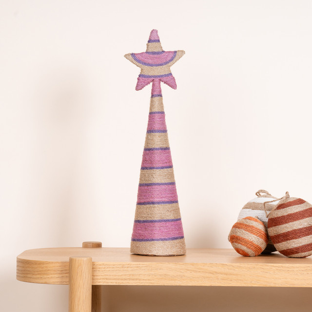 BLUME2000 Weihnachtsbaum Streifen in Pink und Lightpink mit Jute-Elementen für den Tisch - Bild 1