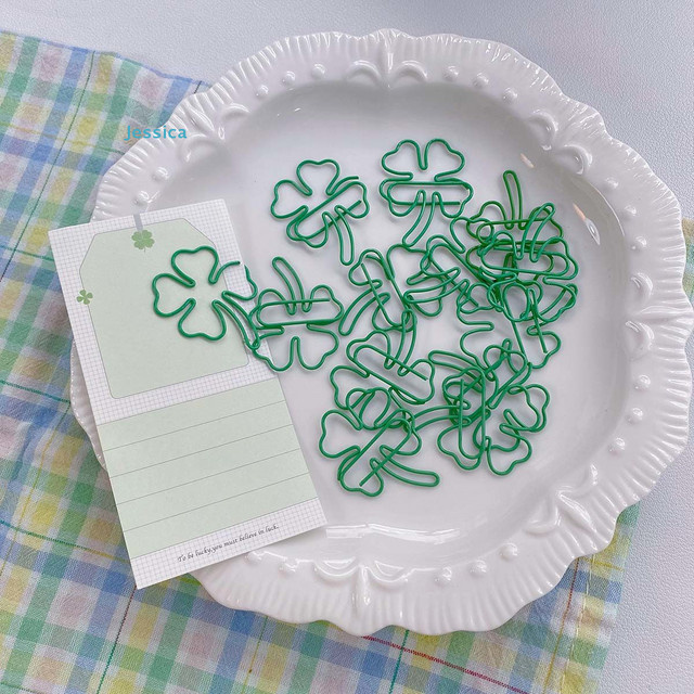 Jessica Lucky Clover Büroklammern-Set aus Metall in Grün - Bild 1