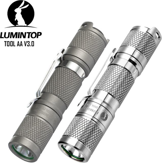 LUMINTOP TOOL AA 3.0 EDC Outdoor-Laterne aus Titan in Silber mit 900 Lumen LED und wiederaufladbarer Funktion - Bild 1