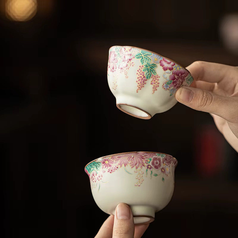Gongfu Tea Master Cup Keramik-Einzelteeschale mit floralem Muster in Mehrfarben für die chinesische Teezeremonie - Bild 2
