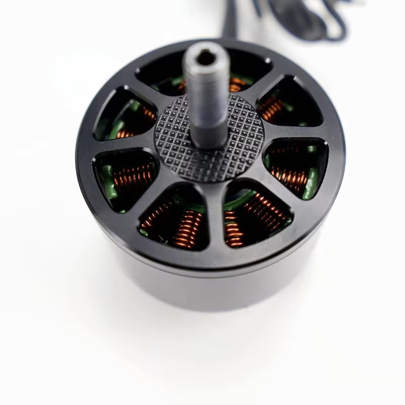 Bürstenloser Motor 3115 900KV für RC Multirotor FPV Cinelifter und X-Klasse Drohnen in Schwarz - Bild 3
