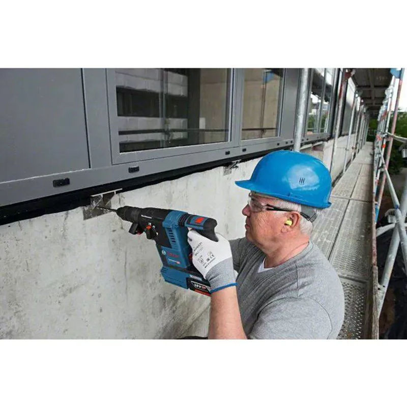 Bosch Professional Akku-Bohrhammer GBH 18V-26 F in Blau mit 2 Akkus und Ladegerät in L-Boxx - Bild 2