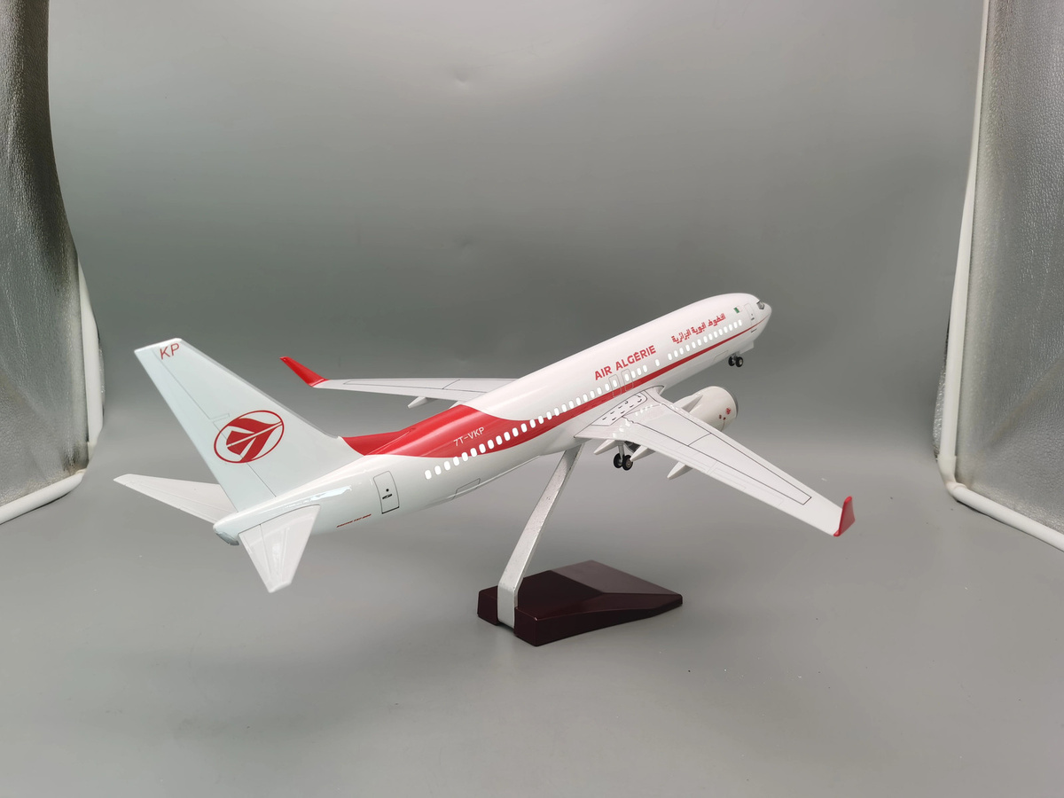 ZOCO B737 Algerie Airways Flugzeugmodell, mit Beleuchtung - Bild 2