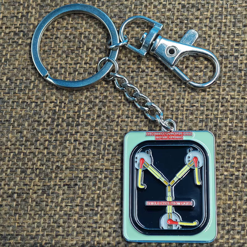 YAOJIE Schlüsselanhänger Zurück in die Zukunft Delorean Flux Capacitor, Unisex - Bild 2