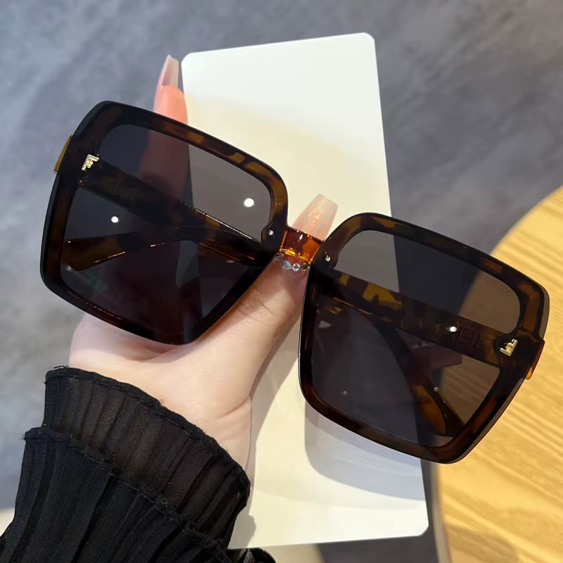 Julyrays Sonnenbrille Rechteck, Vollrand, Kunststoff, grau transparent, Damen - Bild 2