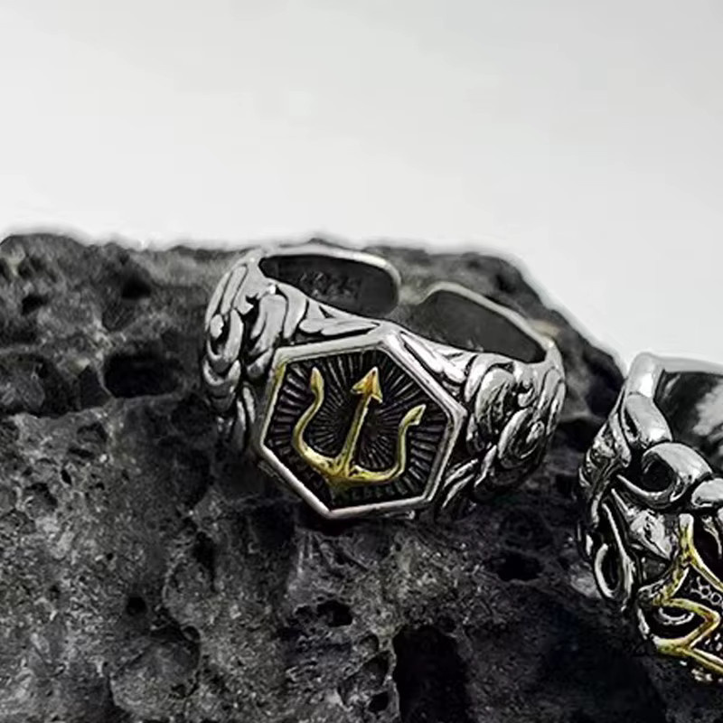 LENNIK Ring, Gold, Poseidon Dreizack, Unisex - Bild 4