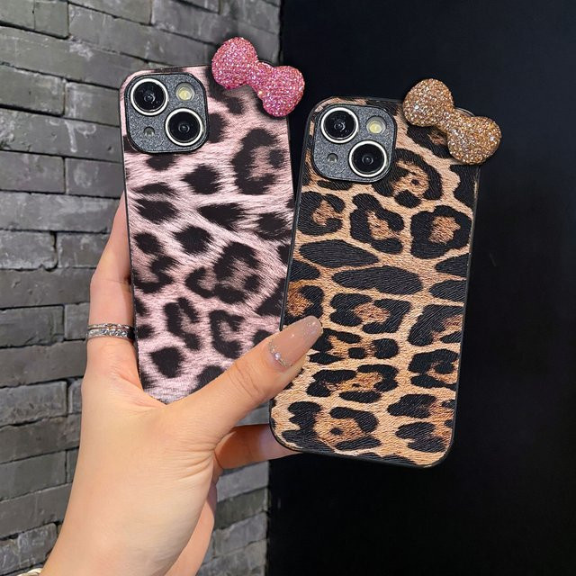 Luxus iPhone Handyhülle aus Leopard Leder mit 3D Diamant-Bowknot in Pink - Bild 1