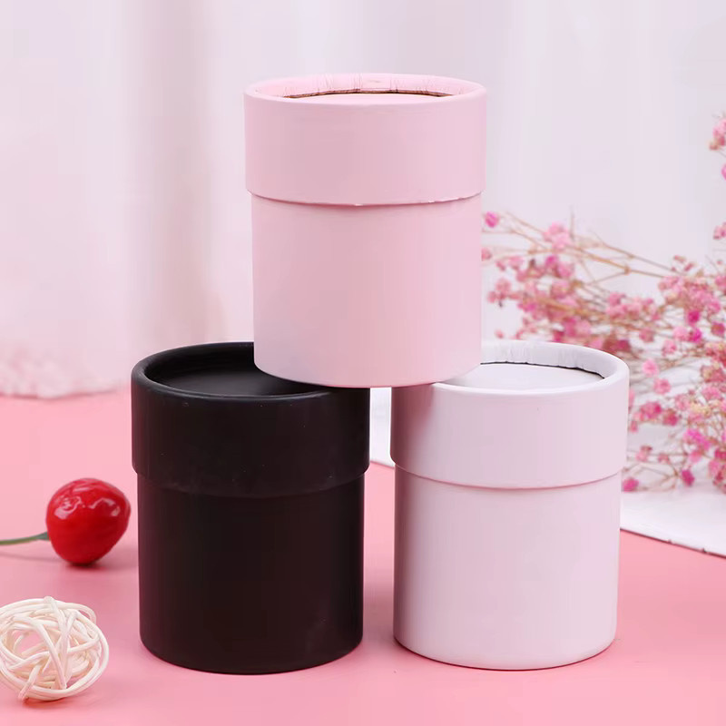 Runde Blumen-Papierbox mit Deckel in Weiß für kreative Geschenkverpackungen und Floristen-Dekorationen - Bild 2