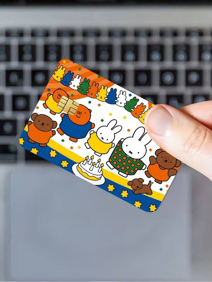 Miffy Cartoon Aufkleber für Kreditkarten in Multicolour mit Anime-Manga-Design auf Leinwandstruktur - Bild 4