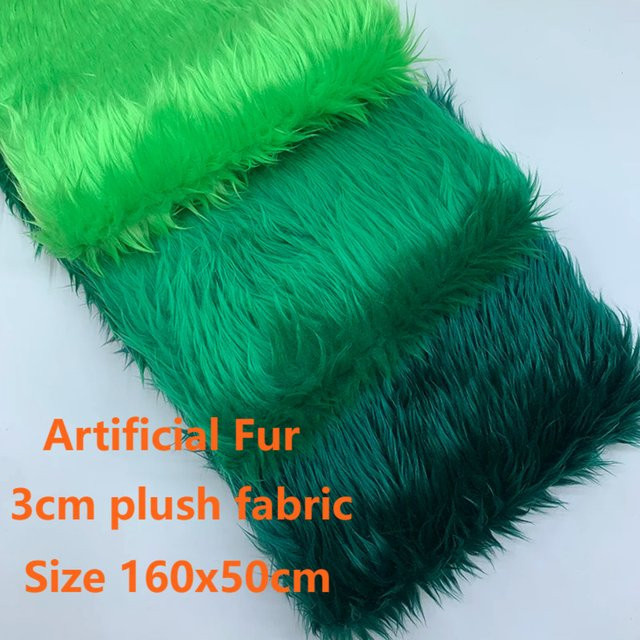 SEWBATO Plüschstoff in Grün für DIY-Projekte, Breite: 160 cm, Tiefe: 50 cm, Stapelhöhe: 3 cm - Bild 1