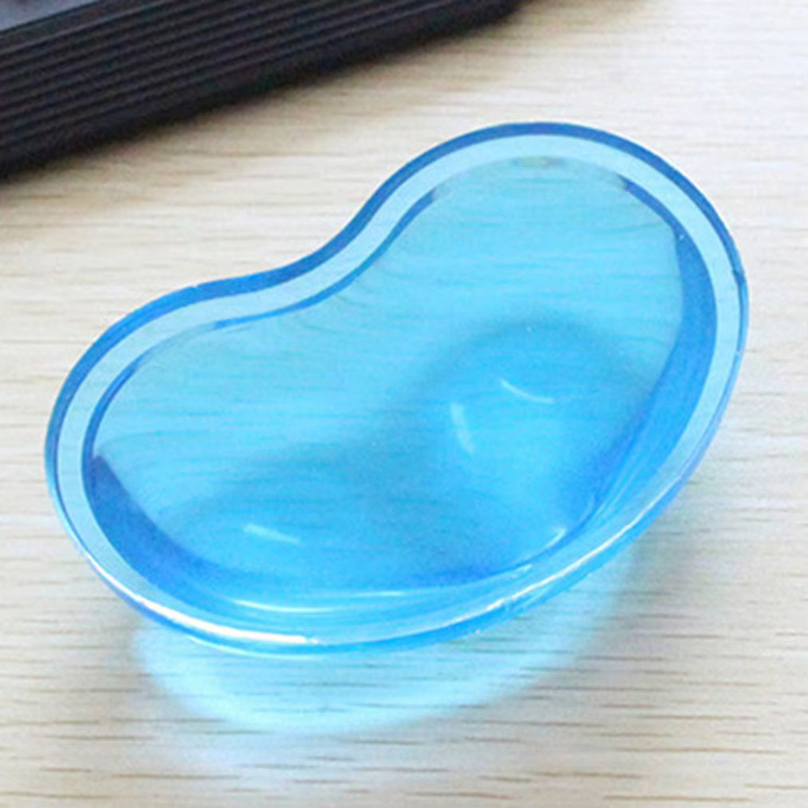 Herzförmiges Mauspad aus Silikon mit Handgelenkstütze in Transparent und Grün zur Unterstützung gegen Ermüdung - Bild 2