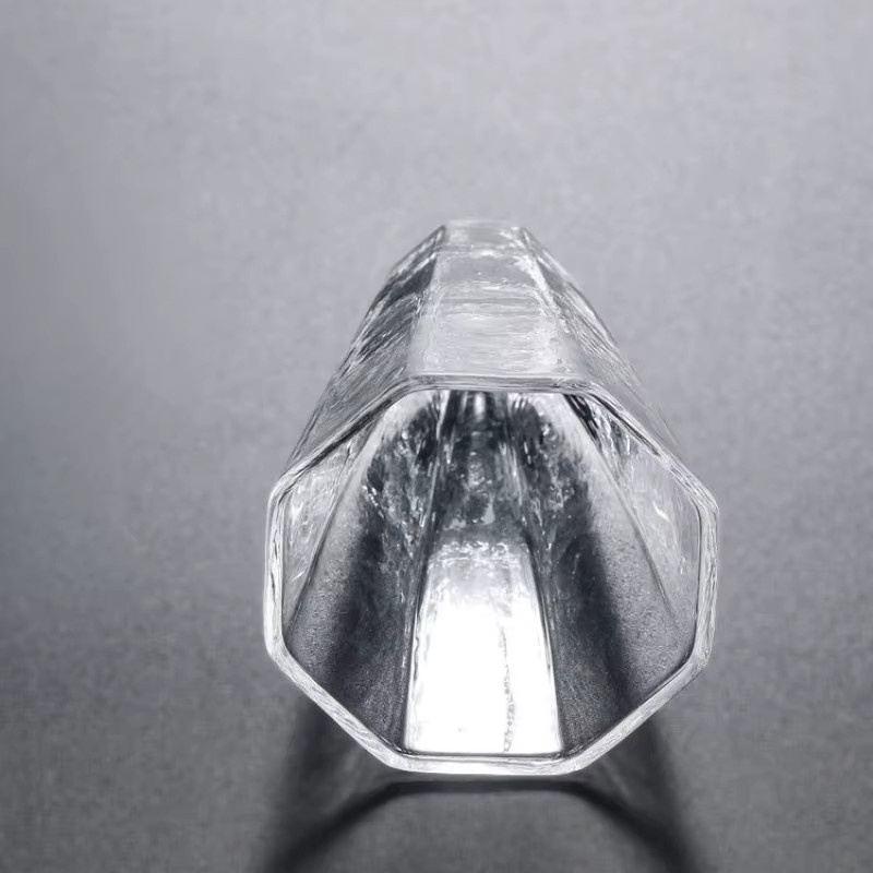 Handgefertigte Teetasse aus Glas im japanischen Stil, transparentes Shot-Glass für Sake oder Whisky, 50 ml - Bild 2