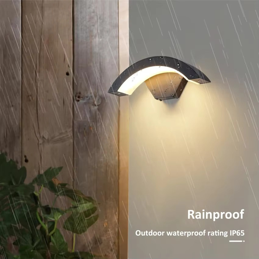 Pumous LED Außenwandleuchte mit Bewegungssensor, Wasserdichte Aluminium Wandlampe für Garten und Veranda, Up-Down Lichteffekt, Warmweiß, Schwarz - Bild 2