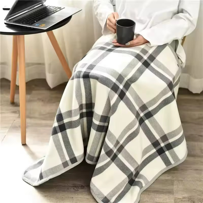 DUTRIEUX Flanell Decke mit Druckknöpfen in Grau und Weiß für Büro, Reise und Freizeit - Bild 3