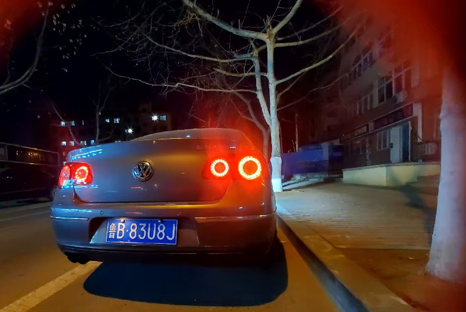 RQXR LED-Rücklichter in Rot für Volkswagen Passat B6 R36, Jetta, Sagitar und Bora MK5 mit Fahrlicht und Blinker - Bild 3