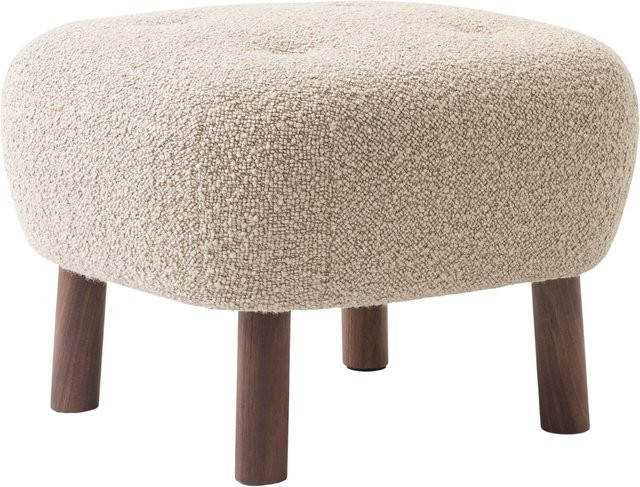 &Tradition Little Petra ATD1 Pouf in Beige mit Schaffell und Holzgestell - Bild 1