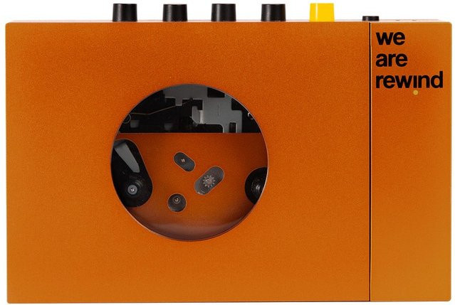 We Are Rewind Serge Tragbarer Bluetooth Kassettenspieler und Rekorder in Orange - Bild 1