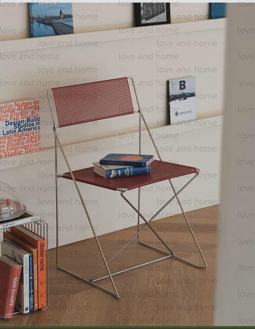 Stapelbarer Esszimmerstuhl von lohoym aus verchromtem Edelstahl in Silber und Weiß im minimalistischen Design - Bild 1