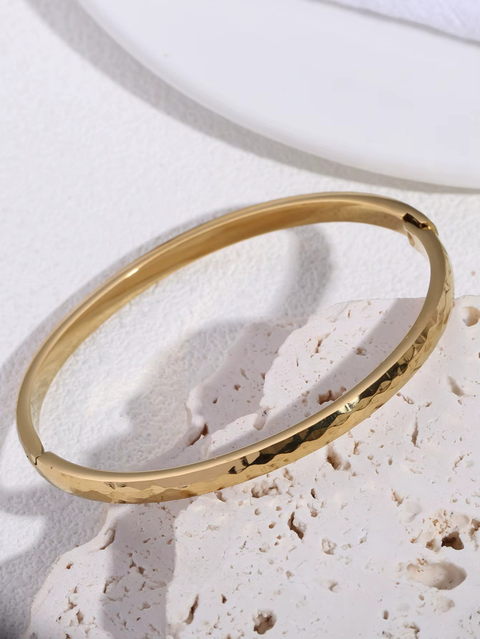 Armband Edelstahl, 18K Goldbeschichtung, rautenförmige Oberfläche - Bild 2