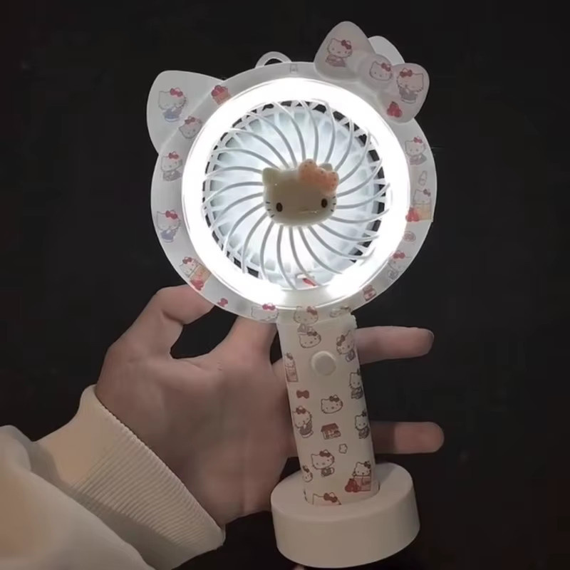 Bandai Hello Kitty Mini-Ventilator mit Licht, Tragbarer USB-Handventilator in Weiß - Bild 2