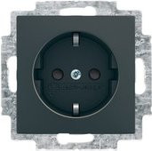 ABB Geräteeinsatz Steckdose IP20 Tiefschwarz (RAL 9005) - Bild 1