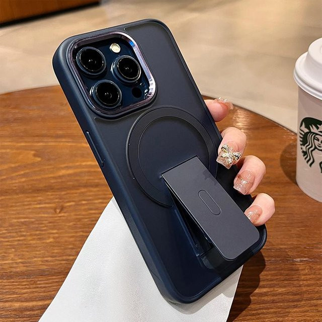 Defender Armor Hülle für Apple iPhone mit magnetischem Faltständer und MagSafe Unterstützung in Schwarz - Bild 1